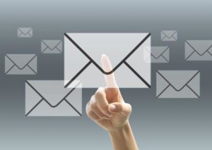 RPAツールでメールを自動配信すれば、業務の効率化が期待できる？